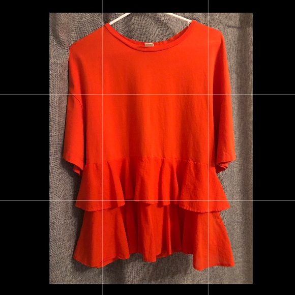 100% Cotton H&M Ruffle Tee - Picture 1 of 3